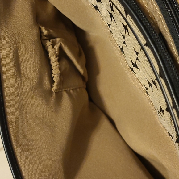 ECCO expandable laptop bag - Picture 5 of 8